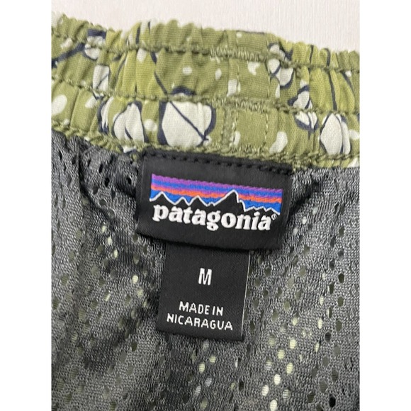 Patagonia Baggies Shorts Mens Medium Green Fish AOP 100% Nylon Lined 6" Inseam - Picture 2 of 7
